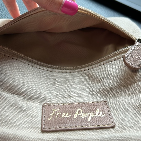 Free People Goat Leather Crossbody Bag Beaded Strap Pockets - Picture 8 of 9